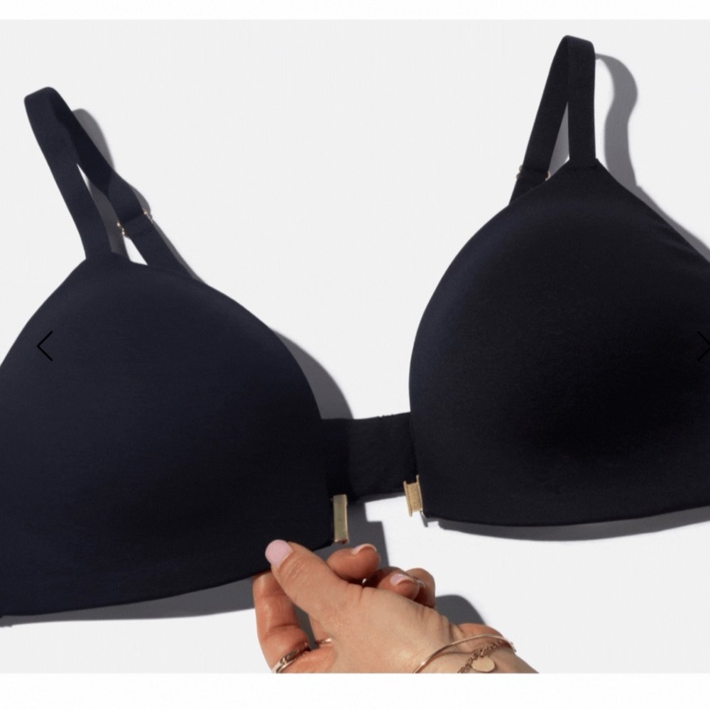 🔥NWT UNDEROUTFIT 1295 THE FRONT-CLOSURE DREAM BRA SMALL BLACK